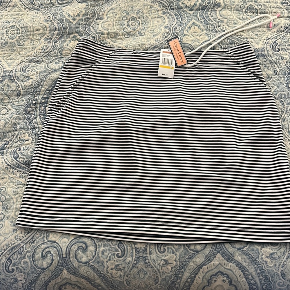Vineyard Vines performance athletic skirt - size M